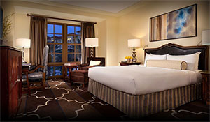 Our spacious 495 sq. ft. Deluxe or Superior King hotel rooms